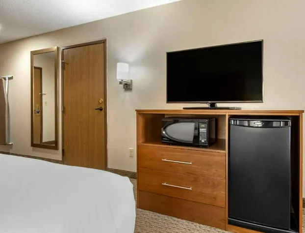 Comfort Inn Millersburg hotel detail image 2
