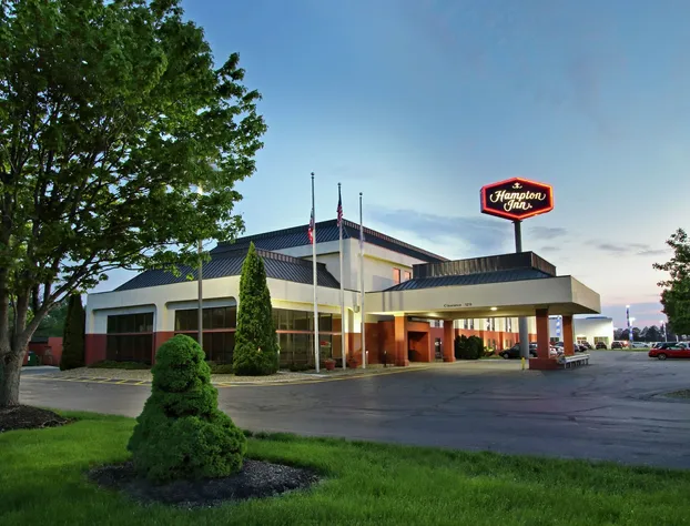 Hampton Inn Ashtabula hotel detail image 1