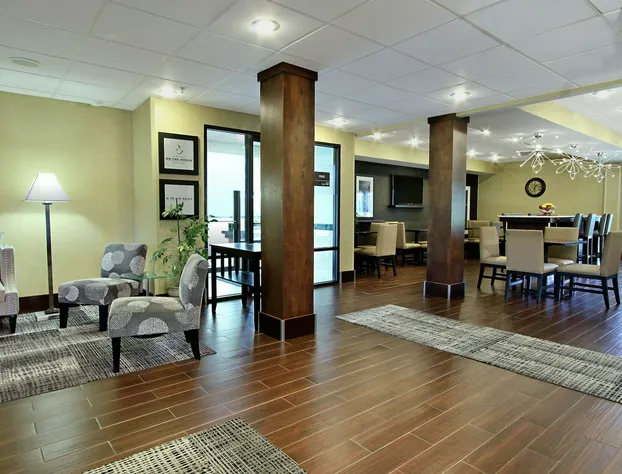 Hampton Inn Ashtabula hotel detail image 3