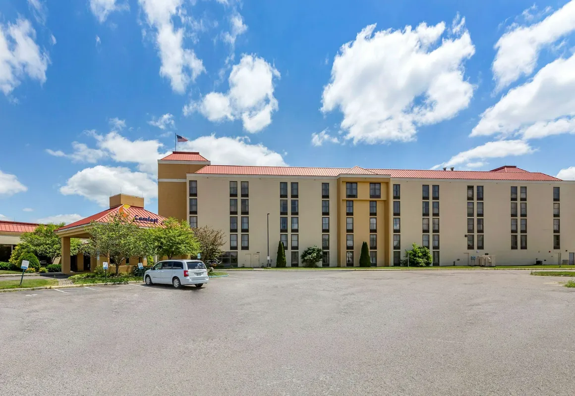 Comfort Inn Alliance hotel hero