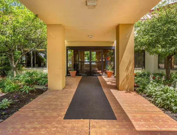 Comfort Inn Alliance hotel detail image 3