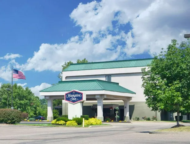 Hampton Inn New Philadelphia hotel detail image 1