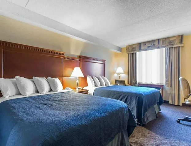 Quality Inn & Suites Bay Front hotel detail image 3