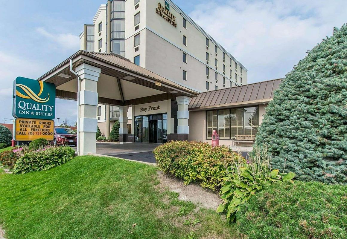 Quality Inn & Suites Bay Front hotel hero