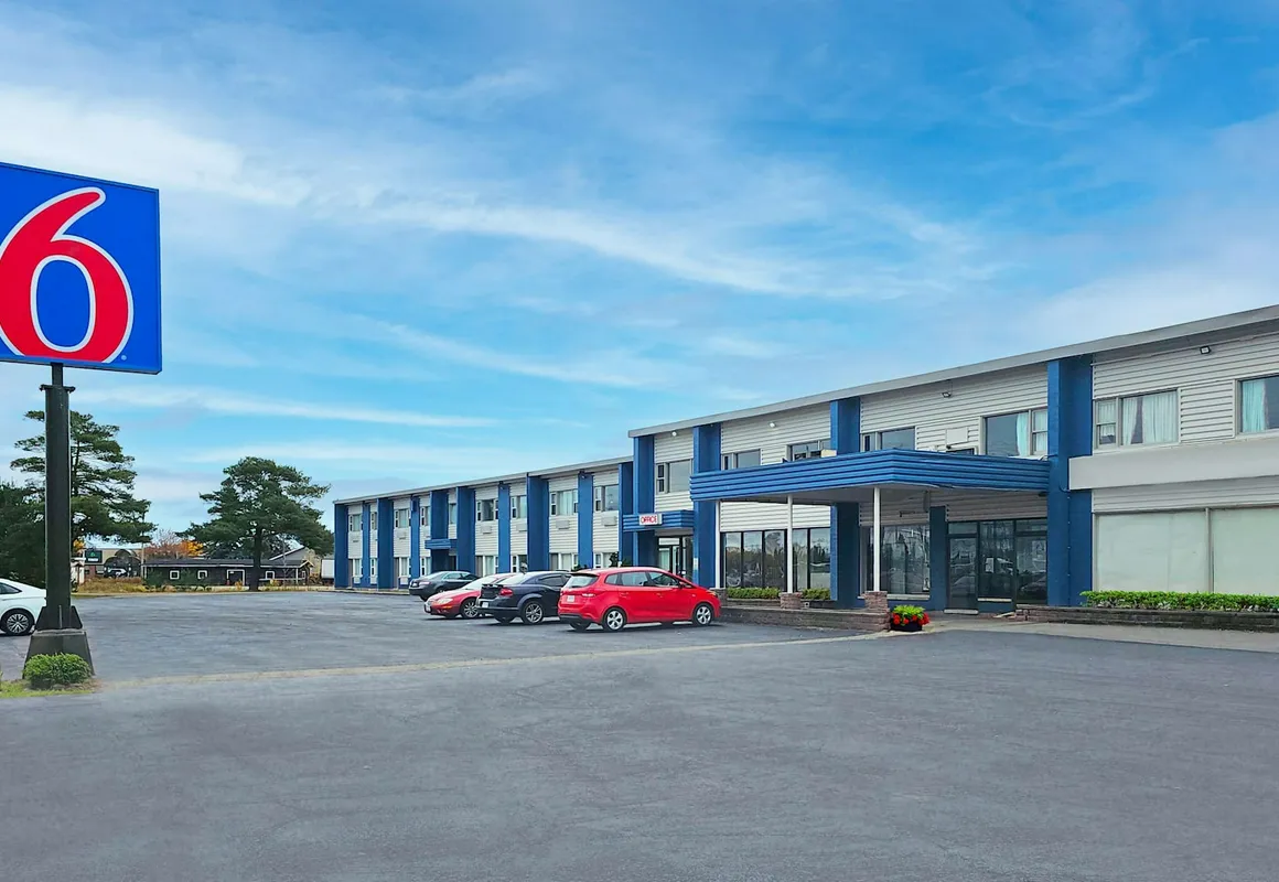 Motel 6 Sault Ste. Marie, ON hotel hero