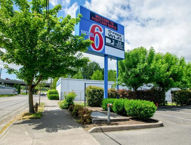 Motel 6-Portland OR - I-5 hotel detail image 1
