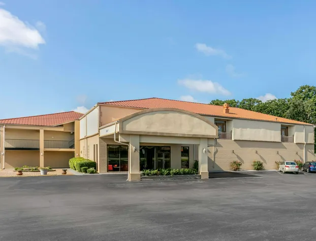 Quality Inn hotel detail image 1