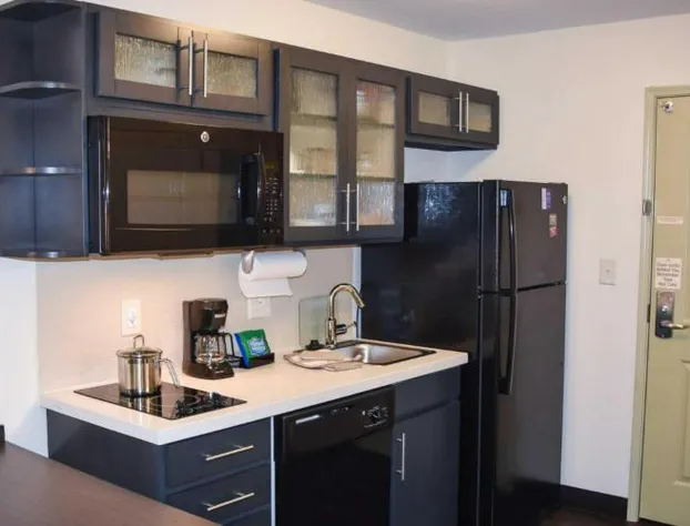 Candlewood Suites Pearl by IHG hotel detail image 4
