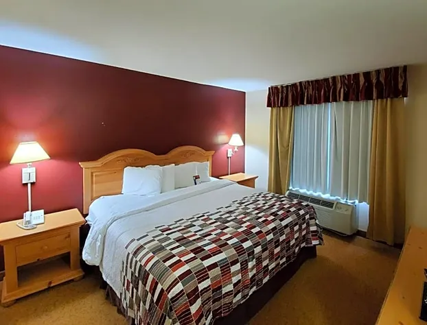 Red Roof Inn & Suites Manchester TN hotel detail image 4