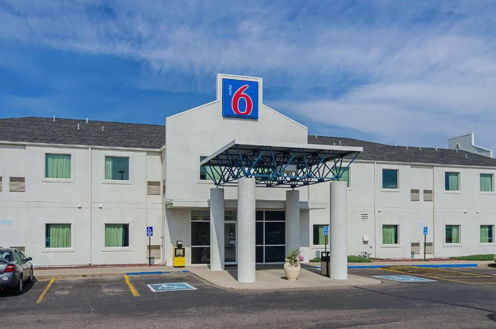Motel 6 Wheatland, WY hotel hero