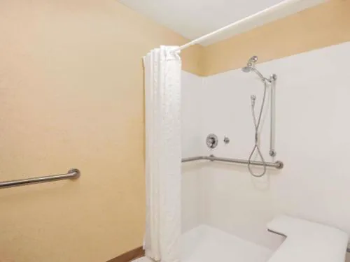 Baymont by Wyndham Pearl hotel detail image 3