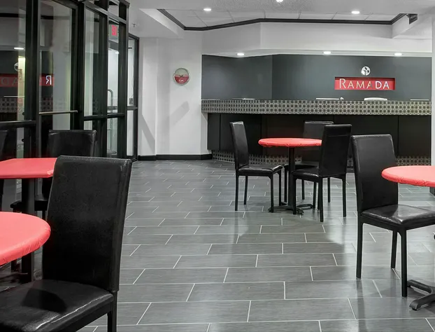 Ramada by Wyndham Pearl/Jackson Airport hotel detail image 3