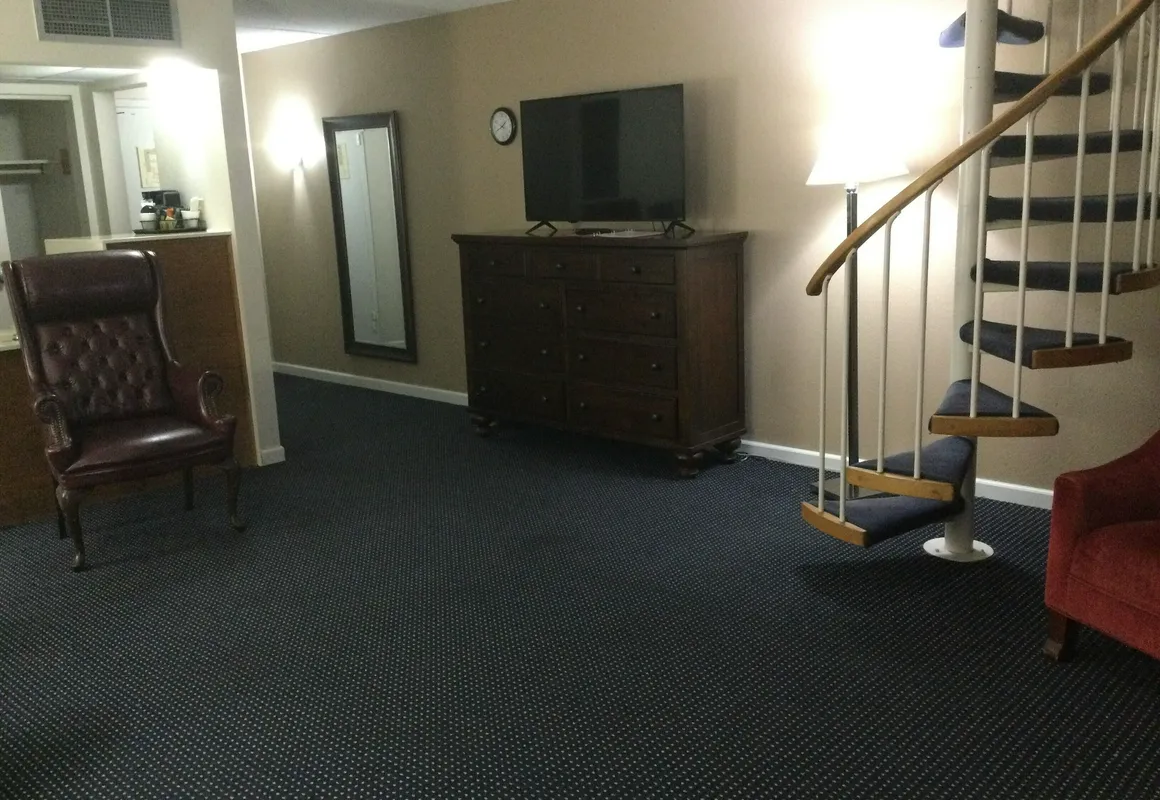 Ramada Hotel & Conference Center by Wyndham Grayling hotel hero