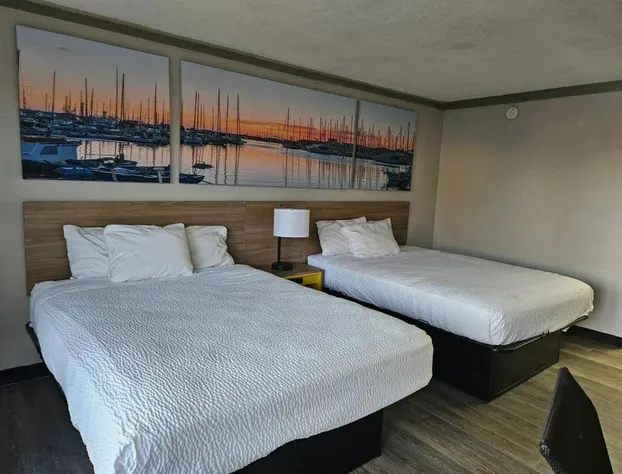 Days Inn by Wyndham Washington hotel detail image 4