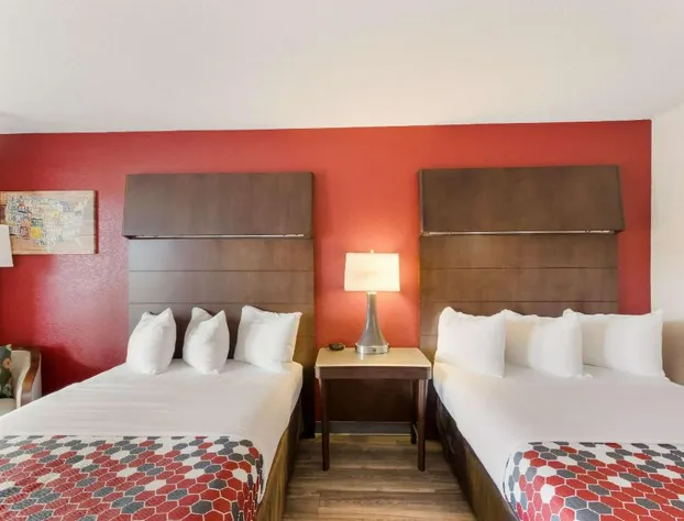 Econo Lodge North hotel detail image 4