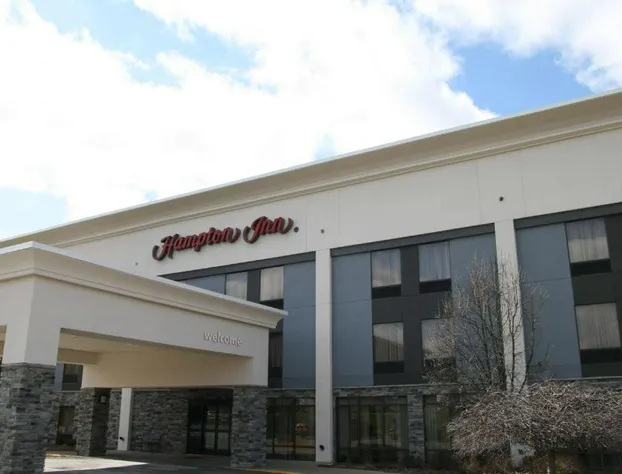 Hampton Inn Youngstown-North hotel detail image 1