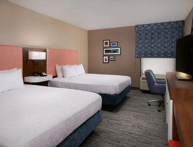Hampton Inn by Hilton Youngstown-West I-80 hotel detail image 3