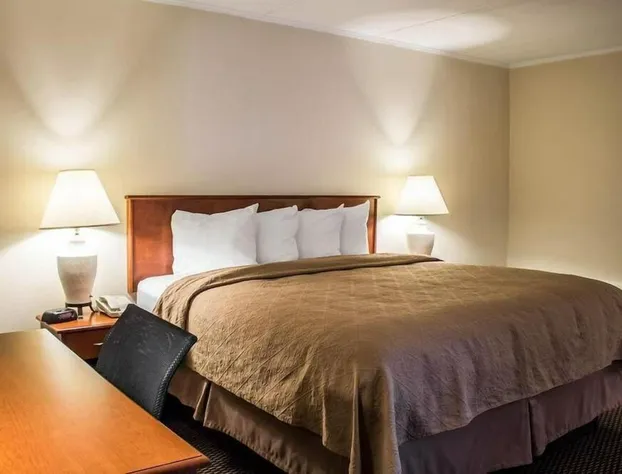 Baymont by Wyndham Youngstown hotel detail image 3