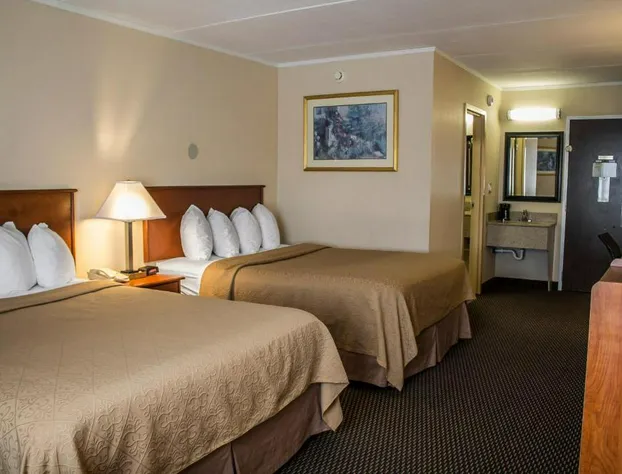 Baymont by Wyndham Youngstown hotel detail image 4