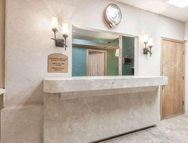 Days Inn by Wyndham Niles hotel detail image 3