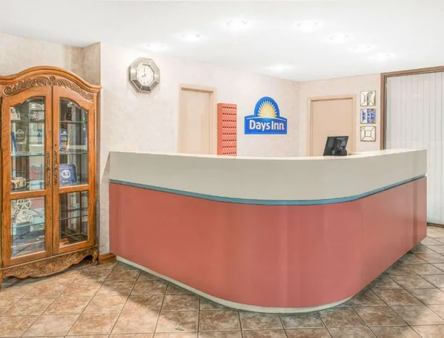 Days Inn by Wyndham Calvert City/Paducah East hotel detail image 1