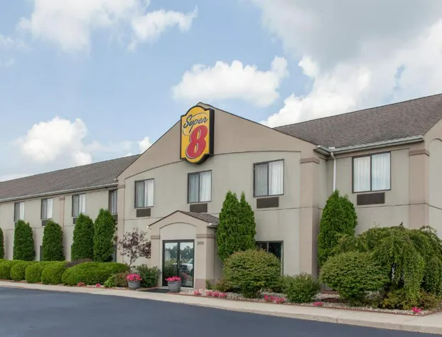 Super 8 by Wyndham Goshen hotel detail image 2