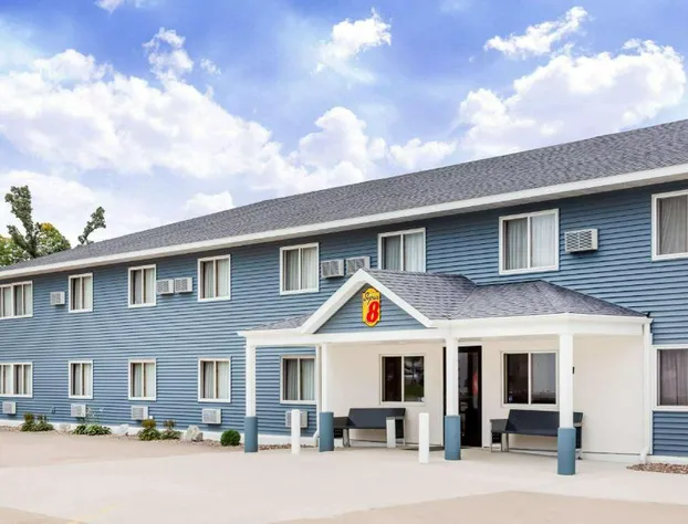 Super 8 by Wyndham Platteville hotel detail image 2