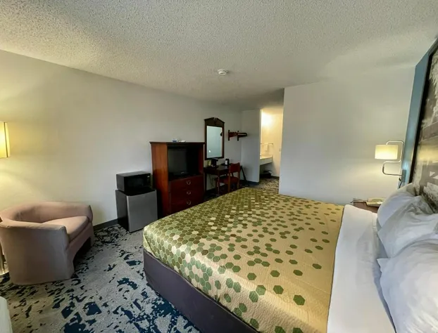 Lamoni Inn & Suites hotel detail image 1