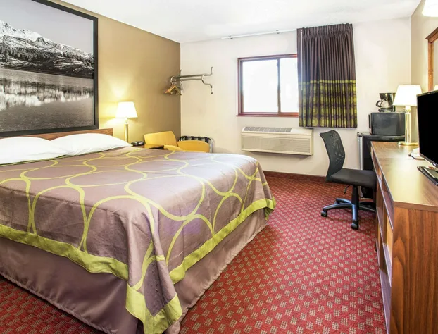 Super 8 by Wyndham Longmont/Del Camino hotel detail image 3