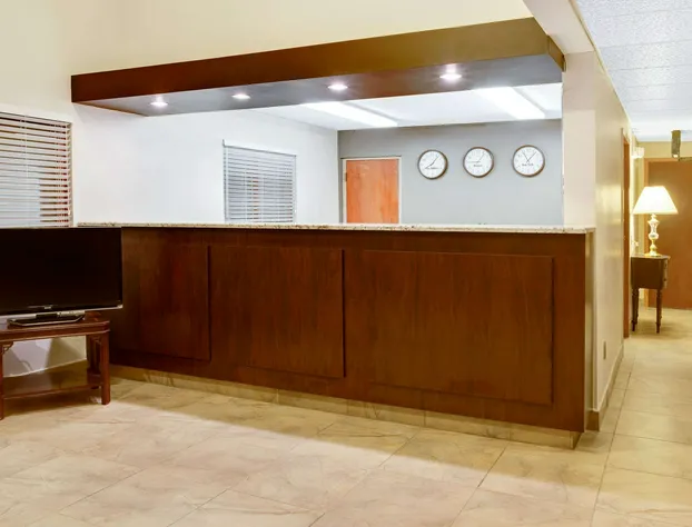 Super 8 by Wyndham Longmont/Del Camino hotel detail image 1