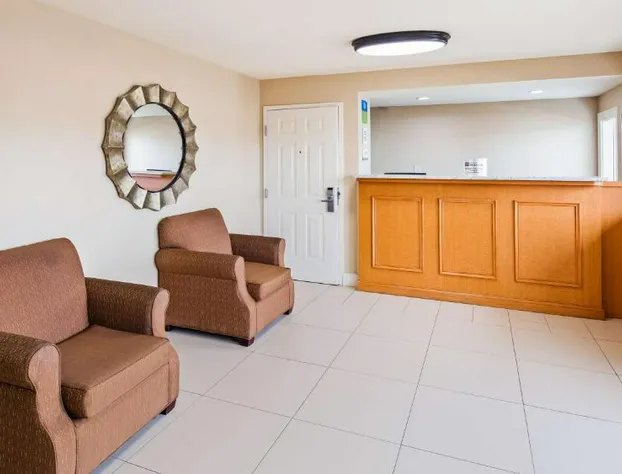 SureStay Hotel by Best Western Tupelo North hotel detail image 3