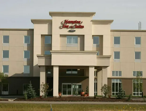 Hampton Inn & Suites by Hilton Red Deer hotel detail image 1