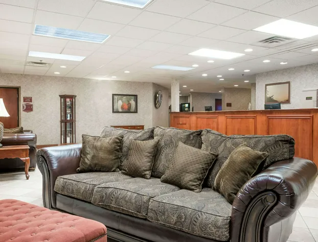 Super 8 by Wyndham Grayson hotel detail image 2