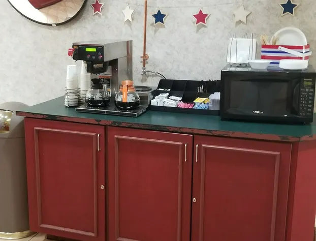 Super 8 by Wyndham Grayson hotel detail image 4