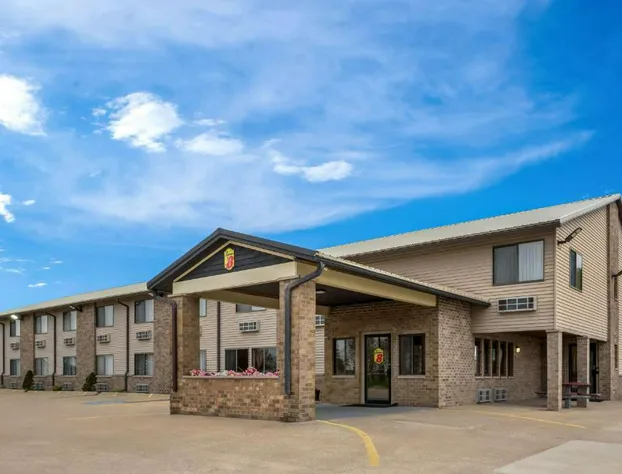 Super 8 by Wyndham Jefferson hotel detail image 1