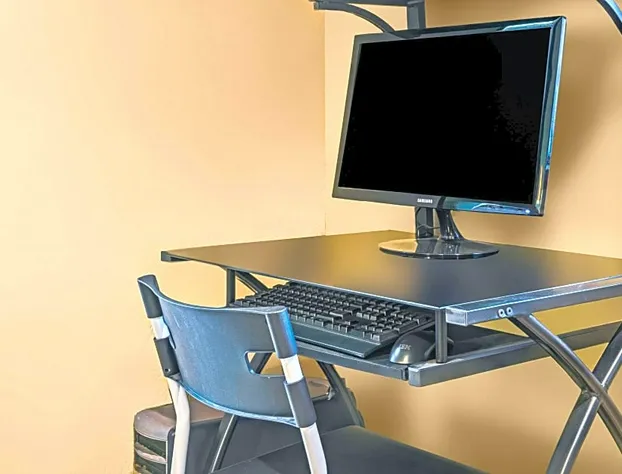 Super 8 by Wyndham Glencoe hotel detail image 4