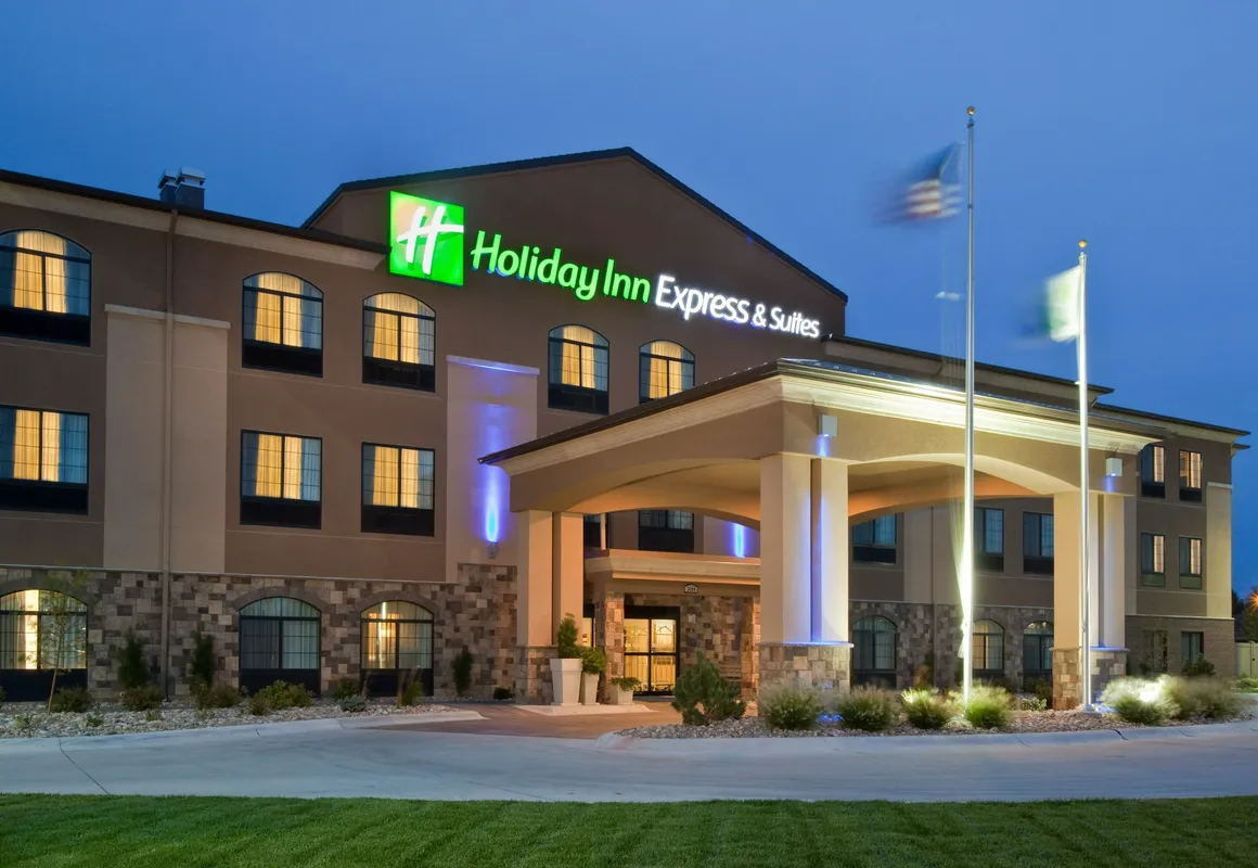 Holiday Inn Express Hotel & Suites Grand Island by IHG hotel hero