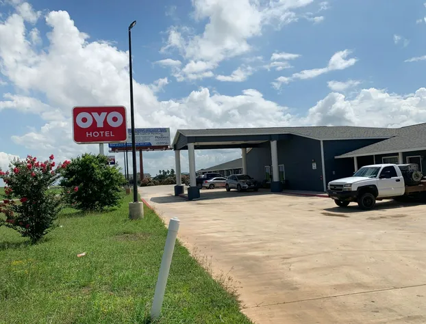 OYO Hotel Pearsall I-35 West hotel detail image 4