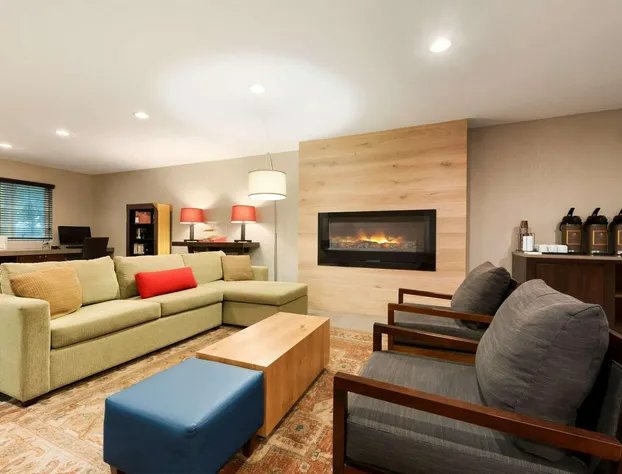 Country Inn & Suites by Radisson, Cedar Rapids Airport, IA hotel detail image 1