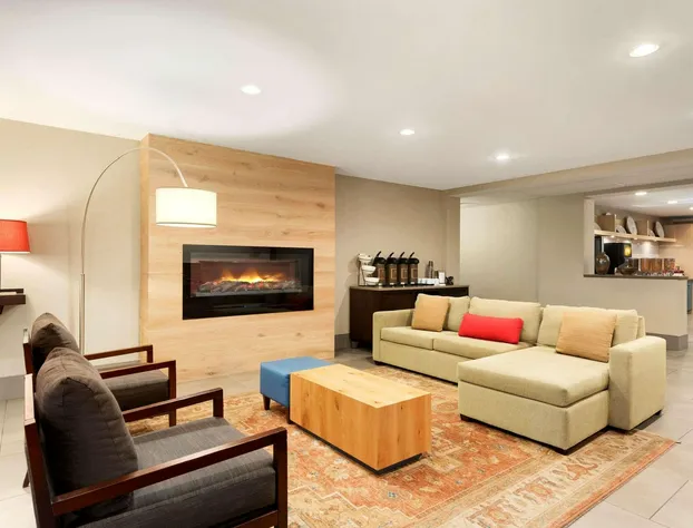 Country Inn & Suites by Radisson, Cedar Rapids Airport, IA hotel detail image 2