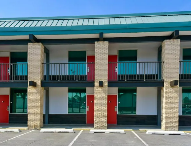 OYO Hotel Lake Park/Valdosta I-75, Exit 5 hotel detail image 3