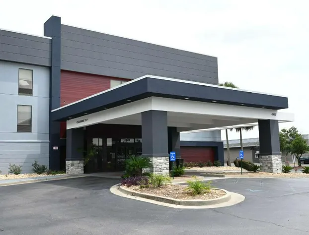 Hampton Inn Valdosta/Lake Park Area hotel detail image 1