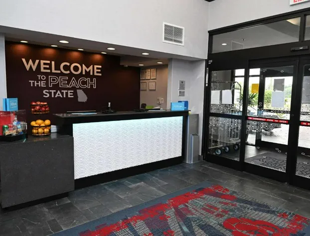 Hampton Inn Valdosta/Lake Park Area hotel detail image 2