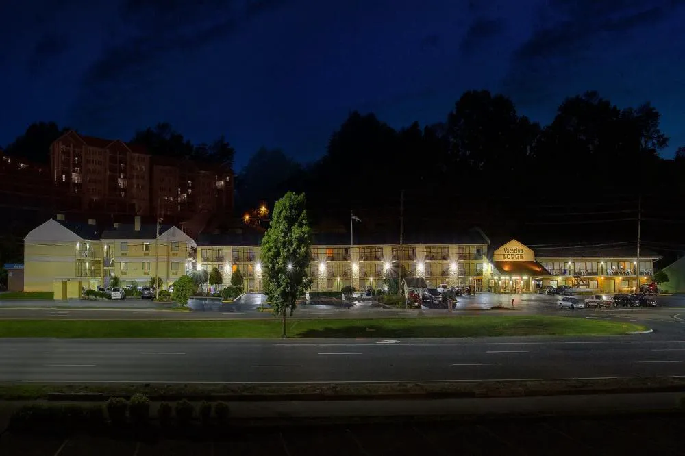 Vacation Lodge hotel hero