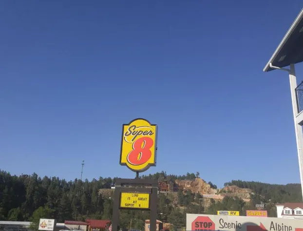 Super 8 by Wyndham Keystone/Mt. Rushmore hotel detail image 3