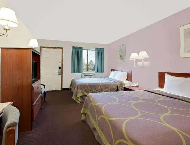 Super 8 by Wyndham Keystone/Mt. Rushmore hotel detail image 4