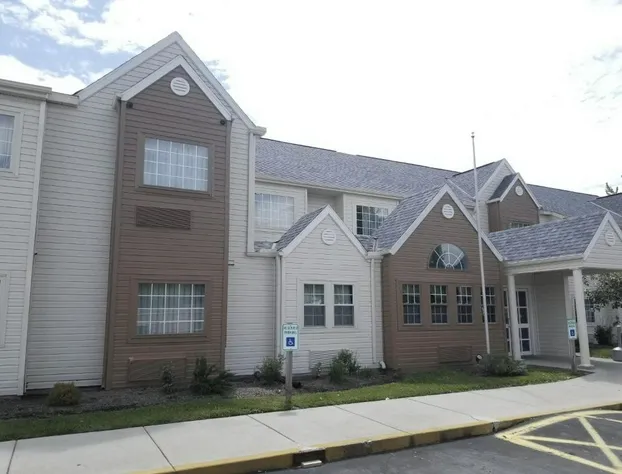 Microtel Inn & Suites by Wyndham Dayton/Riverside OH hotel detail image 2