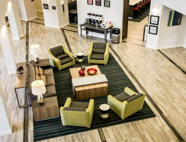 Hampton Inn & Suites Tempe/Phoenix Airport, AZ hotel detail image 3