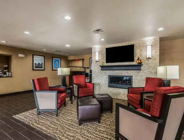 Comfort Inn & Suites Dayton North hotel detail image 3
