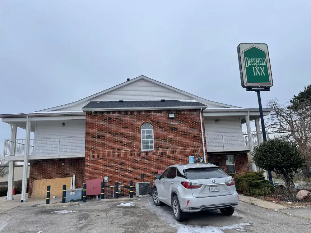 Deerfield Inn hotel hero